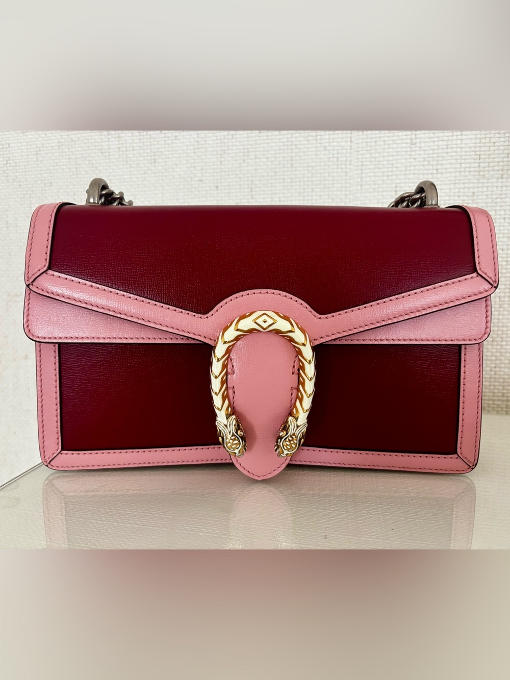 NWT Gucci Dionysus Shoulder Bag Two-Tone Pink and Burgundy Leather Shoulder Bag